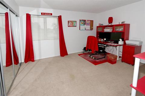 10067 Elba, Saint Louis, MO 63137 photo 23
