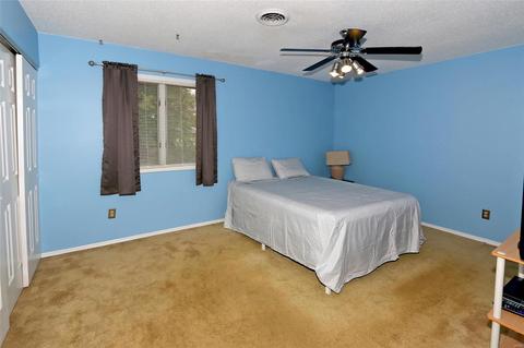 10067 Elba, Saint Louis, MO 63137 photo 22