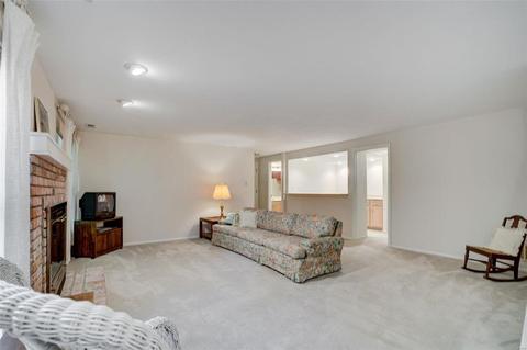 1431 Richland Meadows Dr, Ballwin, MO 63021 photo 17