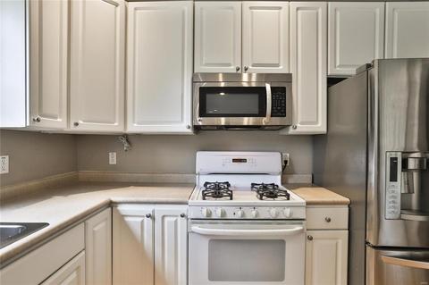 808 E Pacific Ave, Webster Groves, MO 63119 photo 19