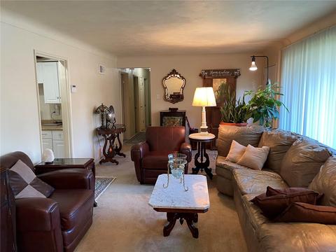 817 Deandell, Saint Louis, MO 63135 photo 7