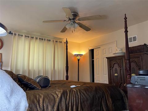 817 Deandell, Saint Louis, MO 63135 photo 14