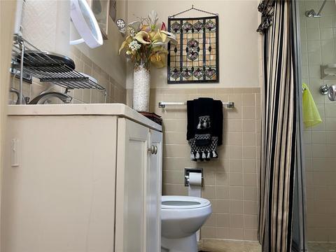 817 Deandell, Saint Louis, MO 63135 photo 13