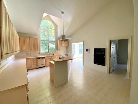 977 Kimswick Manor Ln, Ballwin, MO 63011 photo 10