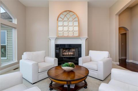2425 Christopher View Dr, Saint Louis, MO 63129 photo 18