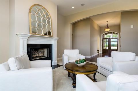 2425 Christopher View Dr, Saint Louis, MO 63129 photo 19