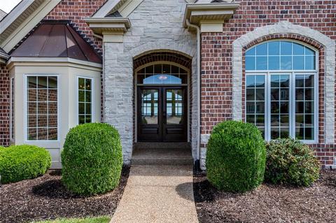 2425 Christopher View Dr, Saint Louis, MO 63129 photo 7