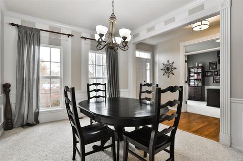 239 Roxbury Dr, O'fallon, MO 63366 photo 6