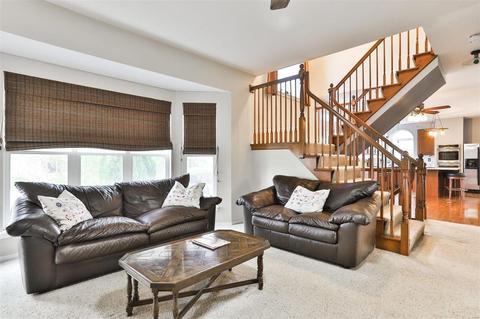 239 Roxbury Dr, O'fallon, MO 63366 photo 9