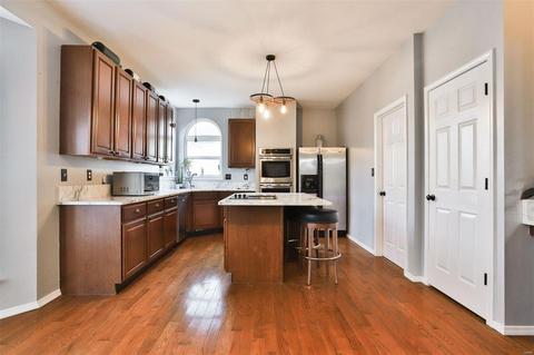 239 Roxbury Dr, O'fallon, MO 63366 photo 12