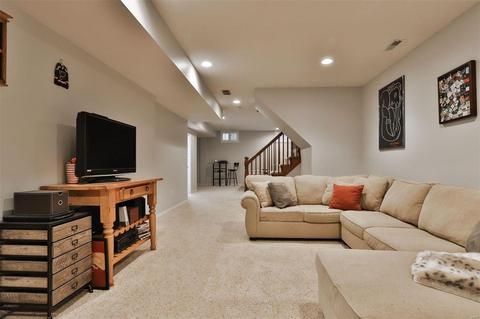 239 Roxbury Dr, O'fallon, MO 63366 photo 35