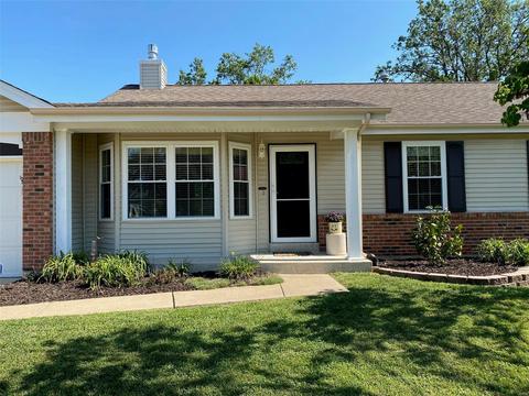 57 Jacqueline Cir, O'fallon, MO 63368 photo 2