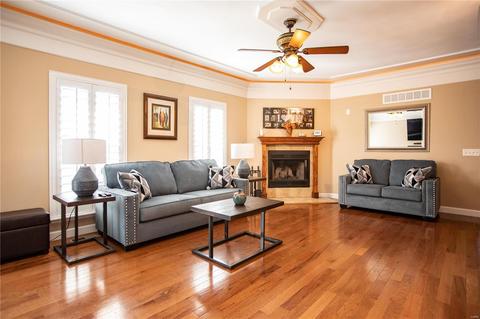 412 Bittersweet Dr, O'fallon, MO 63366 photo 3