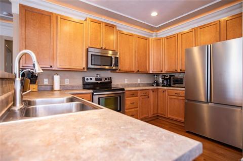 412 Bittersweet Dr, O'fallon, MO 63366 photo 8