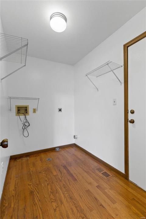 217 Baltray, Ballwin, MO 63021 photo 10
