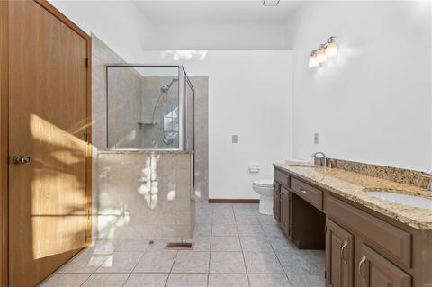 217 Baltray, Ballwin, MO 63021 photo 14