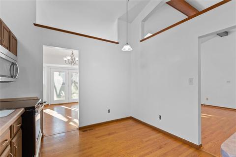 217 Baltray, Ballwin, MO 63021 photo 9