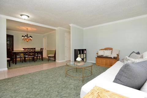 705 Whitewillow Ln, Manchester, MO 63021 photo 5