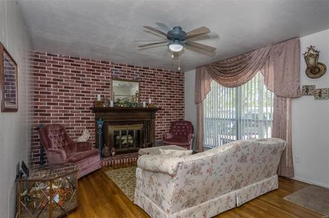 13 N Lang, O'fallon, MO 63366 photo 5