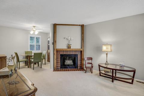 13368 Hiddencrest Ln, Ballwin, MO 63021 photo 4