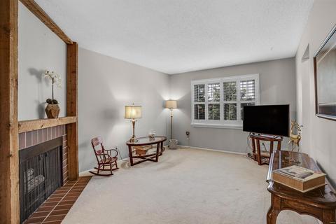 13368 Hiddencrest Ln, Ballwin, MO 63021 photo 2