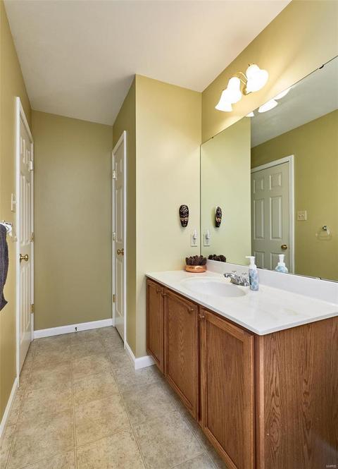 644 Brook Meadow Dr, Ballwin, MO 63021 photo 48