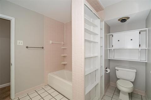 260 W Skyline Dr, Ballwin, MO 63011 photo 20