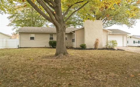 260 W Skyline Dr, Ballwin, MO 63011 photo 3