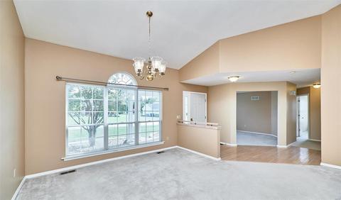 5725 Westchester Meadows Dr, Weldon Spring, MO 63304 photo 3