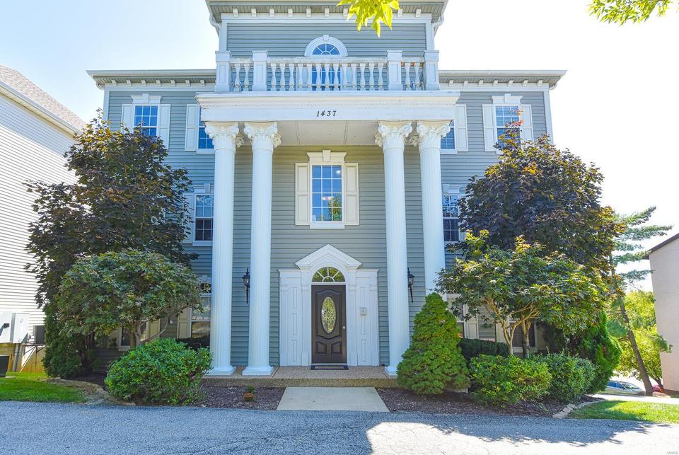 1437 Heritage Lndg 201, Saint Charles, MO 63303 31 Photos MLS