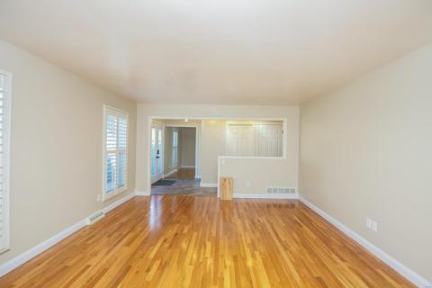 206 Cool Meadows Dr, Ballwin, MO 63011 photo 5