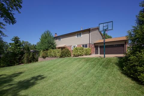 206 Cool Meadows Dr, Ballwin, MO 63011 photo 2