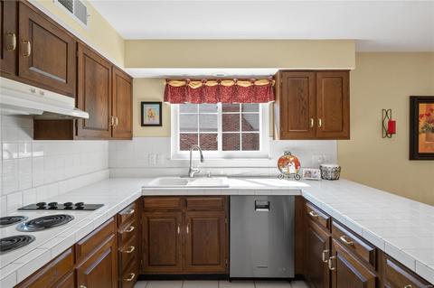 617 Golfview Dr, Ballwin, MO 63011 photo 14