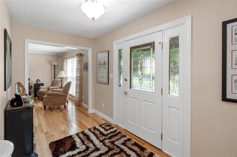 617 Golfview Dr, Ballwin, MO 63011 photo 4