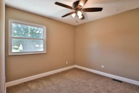 221 Braeshire Dr #D, Ballwin, MO 63021 photo 14