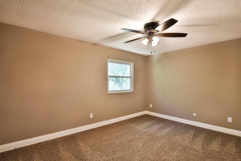 221 Braeshire Dr #D, Ballwin, MO 63021 photo 18