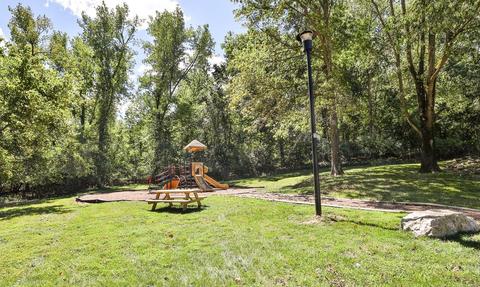 221 Braeshire Dr #D, Ballwin, MO 63021 photo 26