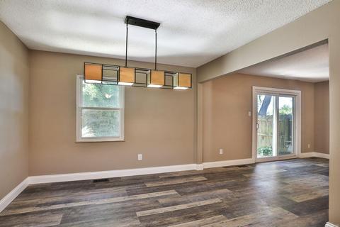 221 Braeshire Dr #D, Ballwin, MO 63021 photo 9