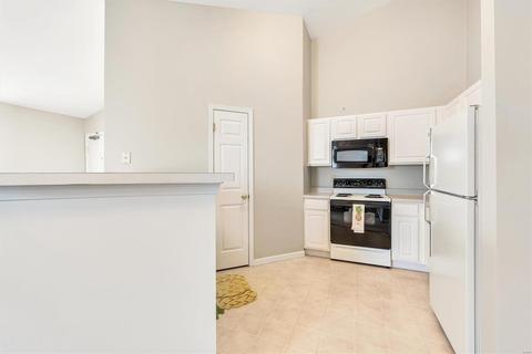 155 Timber Creek Dr, O'fallon, MO 63368 photo 7