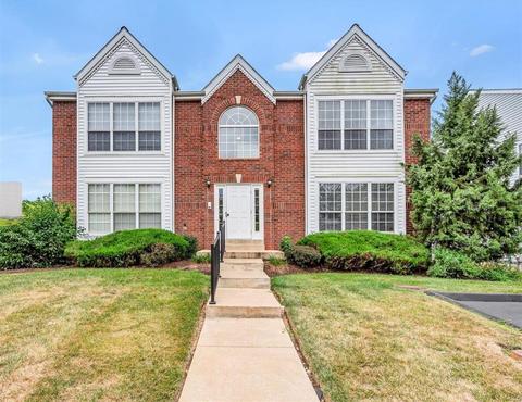 155 Timber Creek Dr, O'fallon, MO 63368 photo 1