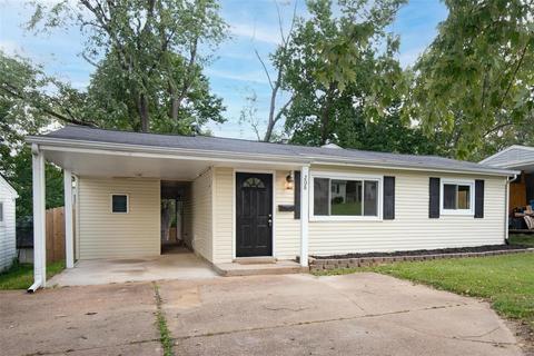208 Lindy Blvd, Ballwin, MO 63021 photo 2