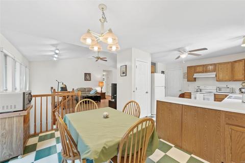 238 Jacob Ln, Ballwin, MO 63021 photo 9