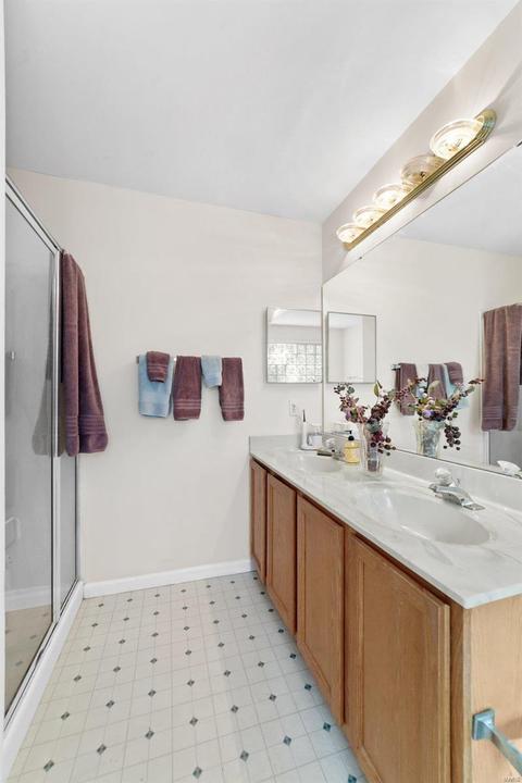 238 Jacob Ln, Ballwin, MO 63021 photo 13