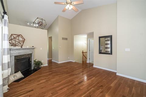 132 Baxter Commons Dr, Manchester, MO 63011 photo 13