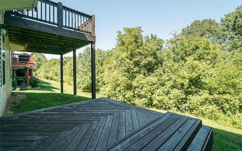 132 Baxter Commons Dr, Manchester, MO 63011 photo 4