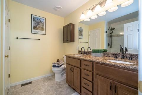 132 Baxter Commons Dr, Manchester, MO 63011 photo 40