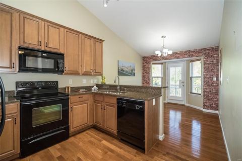 132 Baxter Commons Dr, Manchester, MO 63011 photo 19