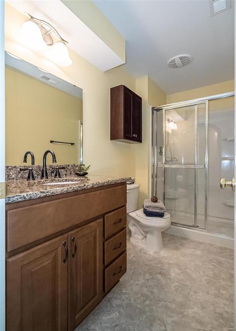 132 Baxter Commons Dr, Manchester, MO 63011 photo 38