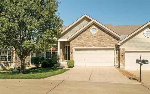 132 Baxter Commons Dr, Manchester, MO 63011 photo 2