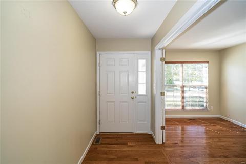 132 Baxter Commons Dr, Manchester, MO 63011 photo 5